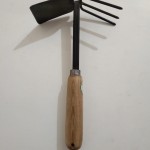 Two in one wooden handle spade and shovel